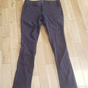 American Eagle Skinny Pants, Size 8 Extra Long, Burgandy